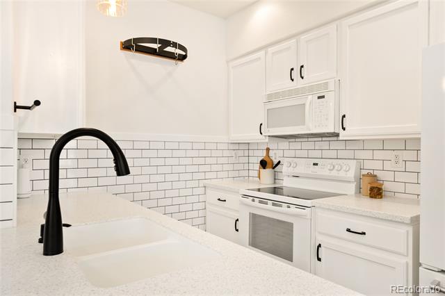 818 S Terry Street Unit: B9