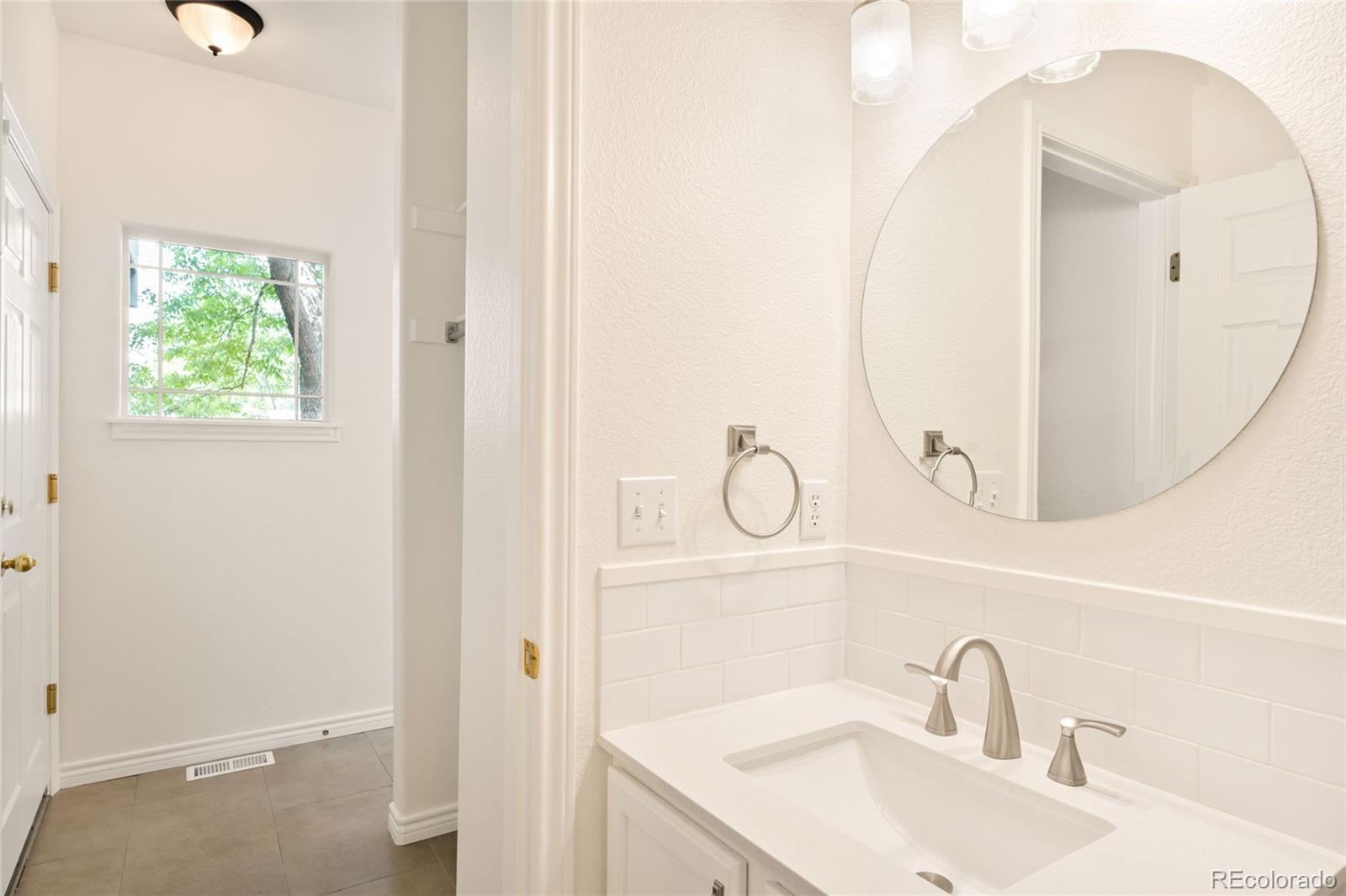 818 S Terry Street Unit: B9