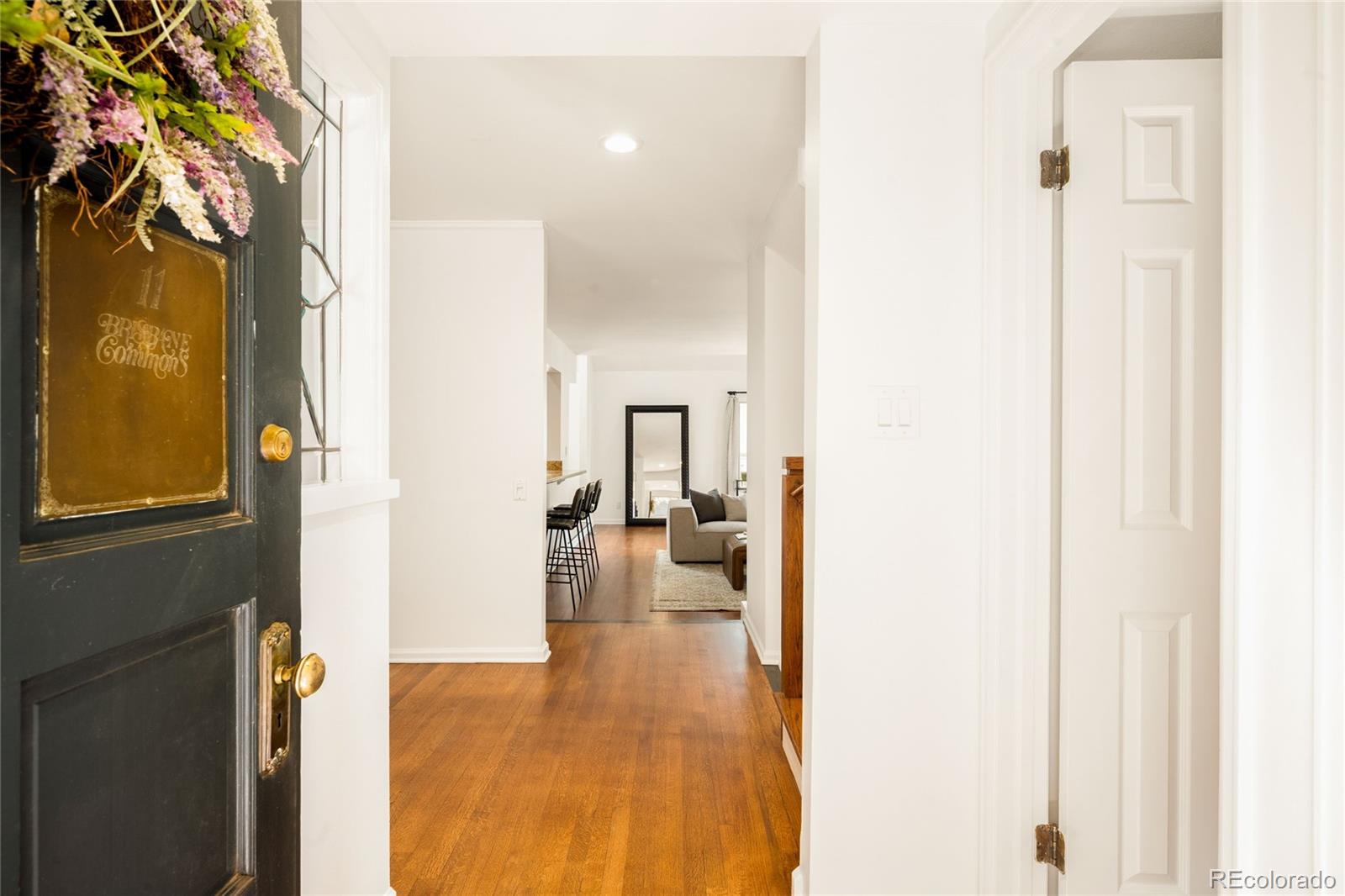 999 N Emerson Street Unit: 11