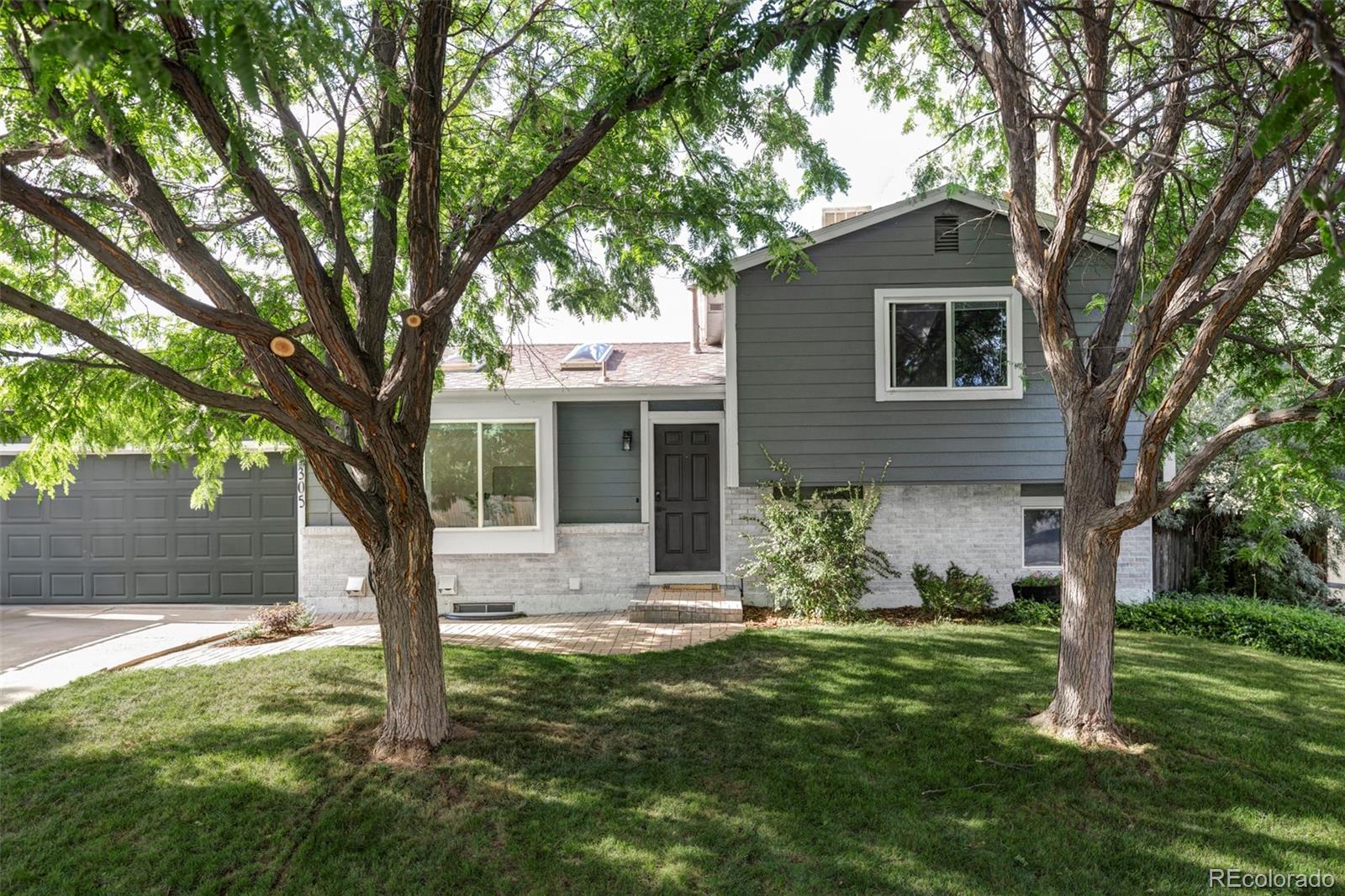 11305 W Powers Avenue