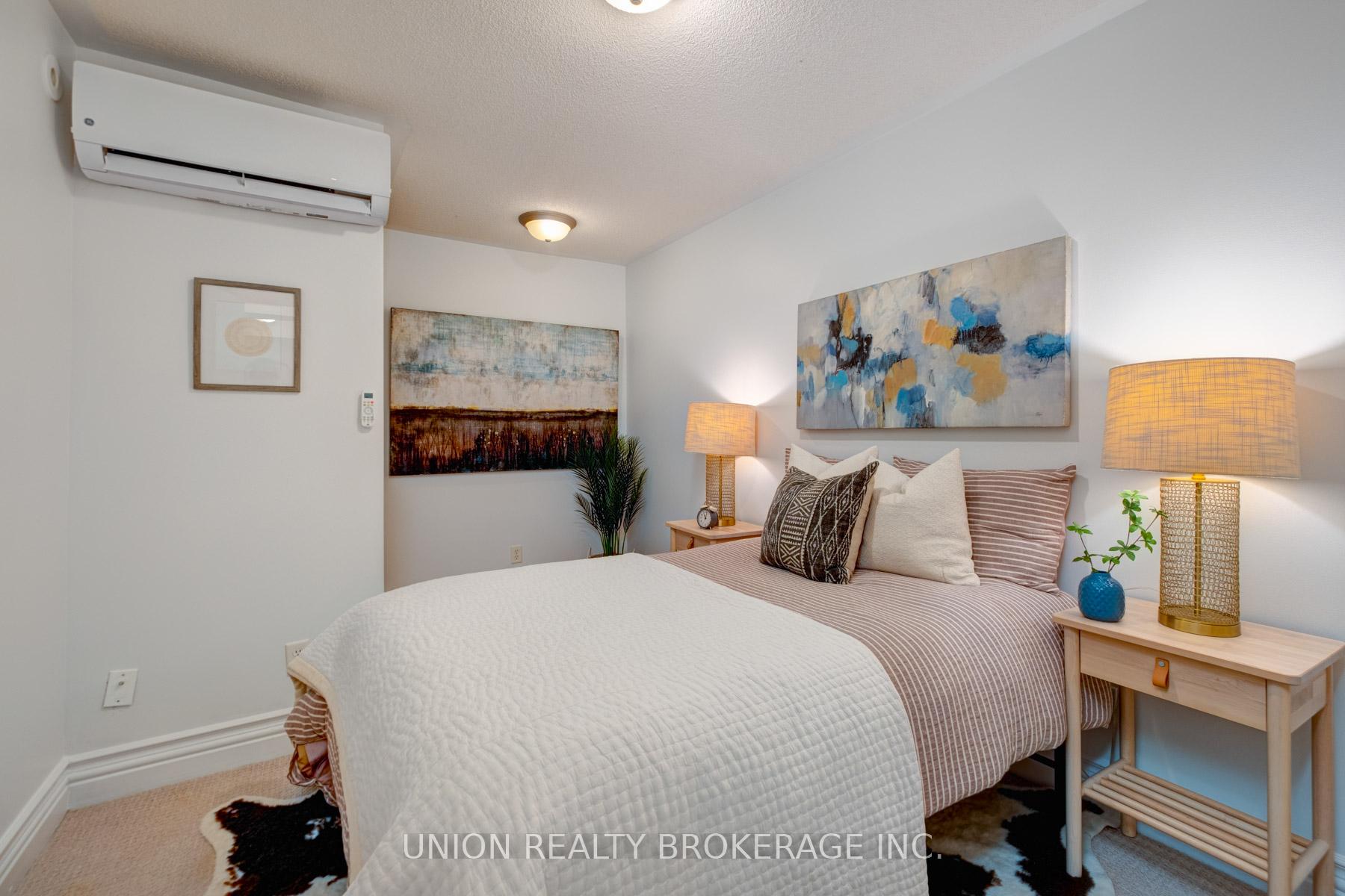 #M1 - 539 Jarvis Street