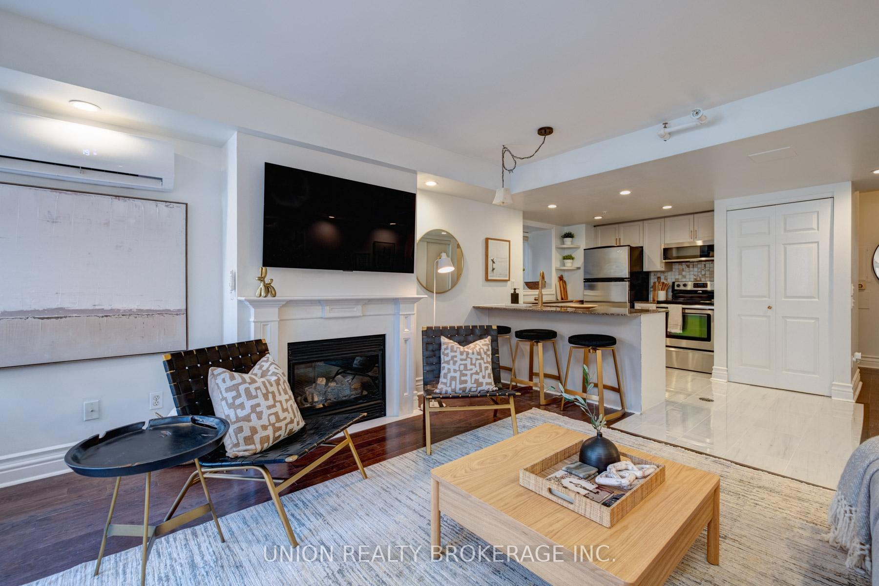 #M1 - 539 Jarvis Street