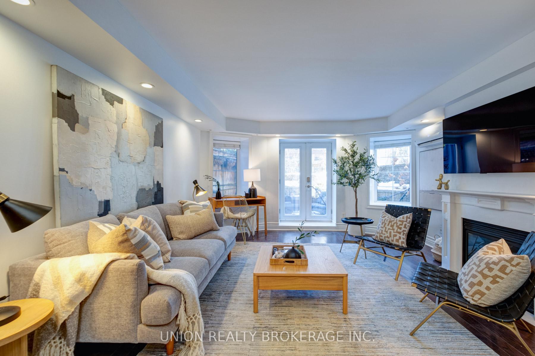 #M1 - 539 Jarvis Street