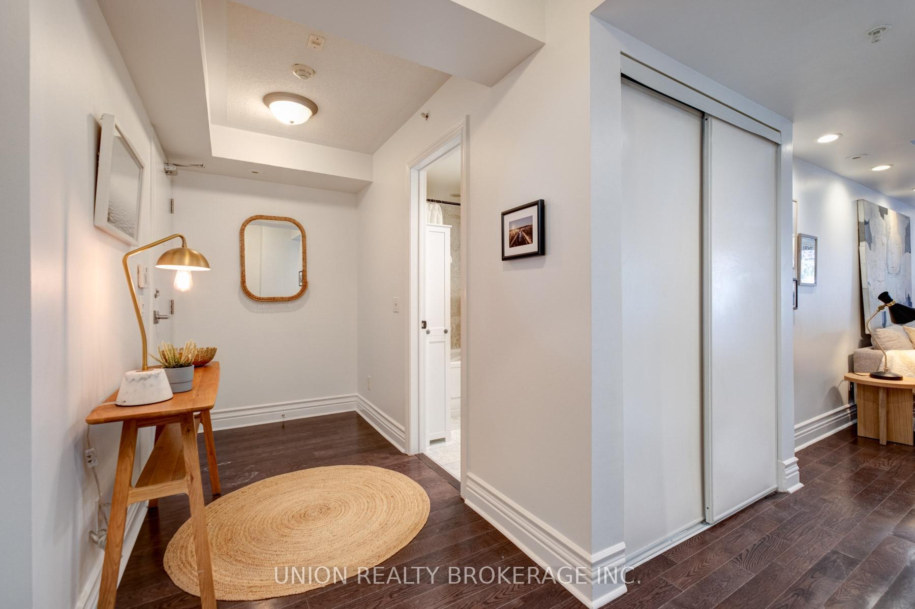 #M1 - 539 Jarvis Street