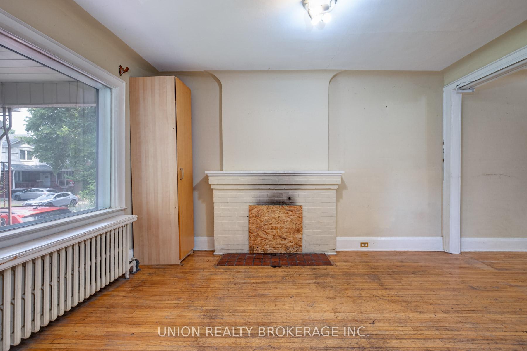 387 Millwood Road, Toronto C10