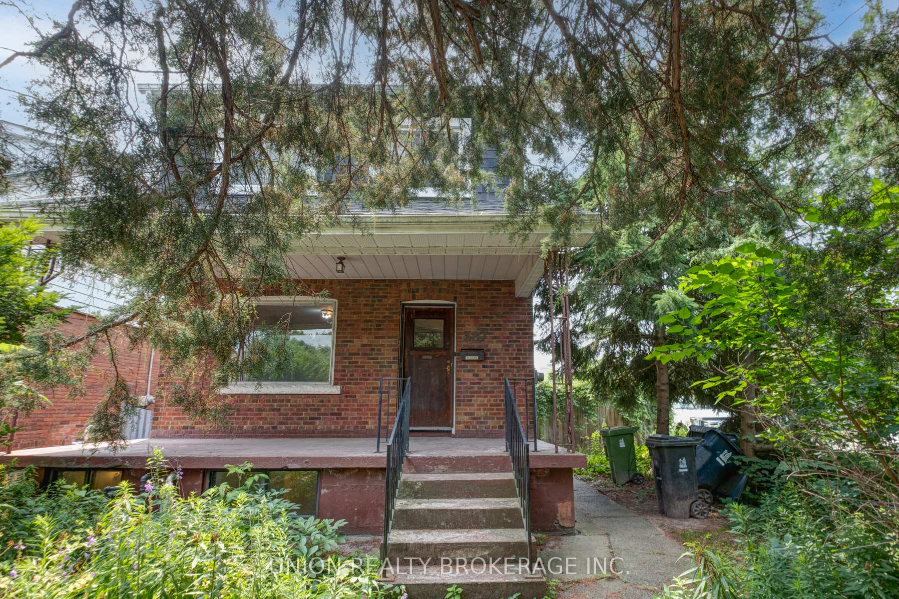 387 Millwood Road, Toronto C10