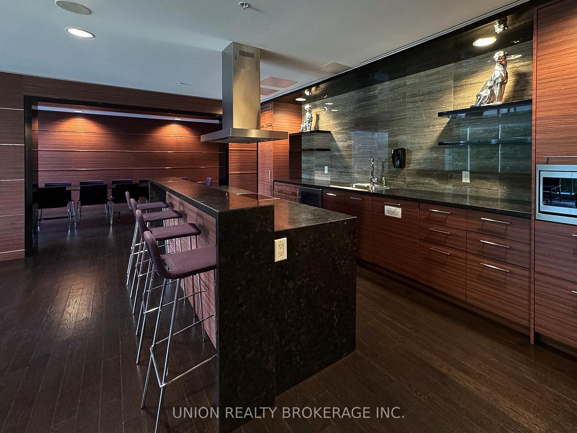 120 Bayview Avenue Unit N913