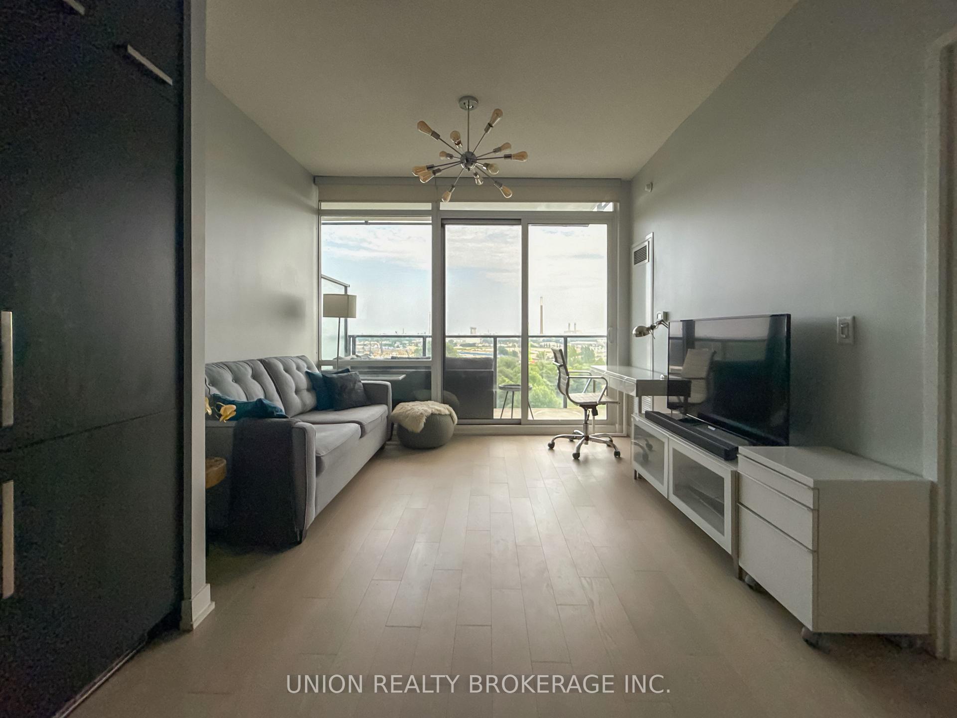 120 Bayview Avenue Unit N913