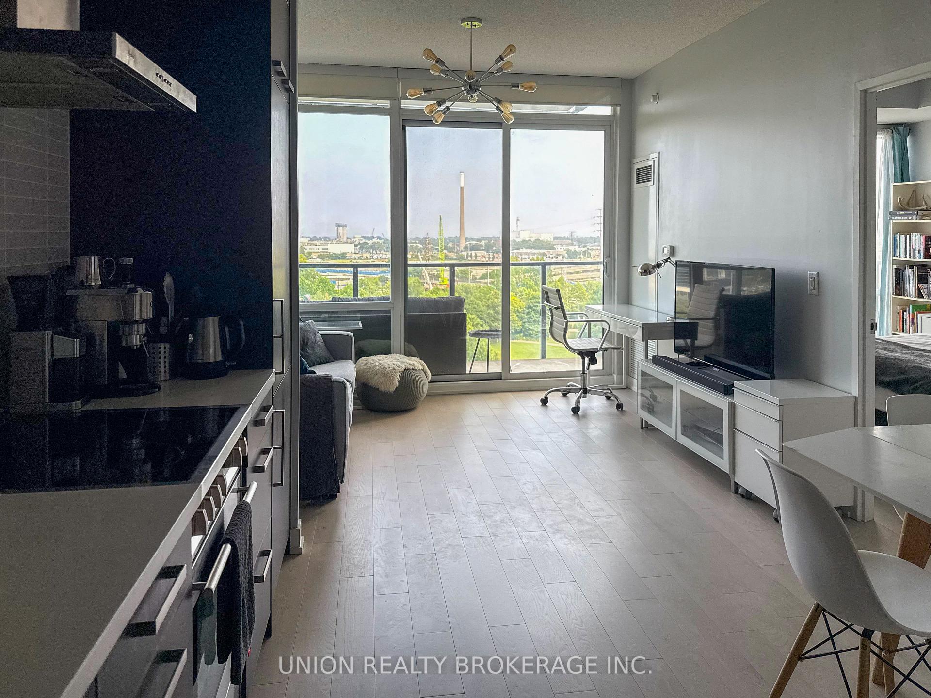 120 Bayview Avenue Unit N913