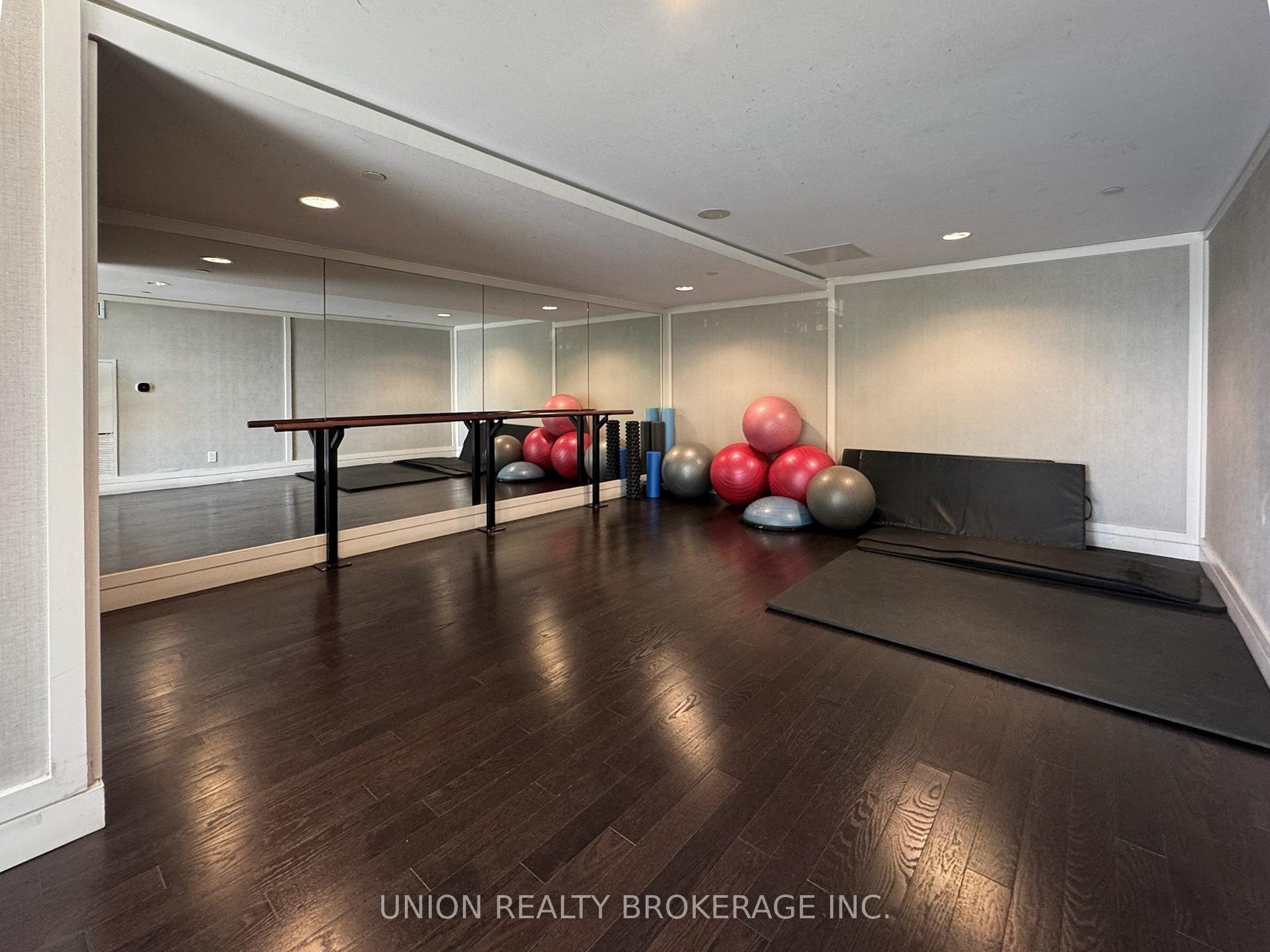 120 Bayview Avenue Unit N913