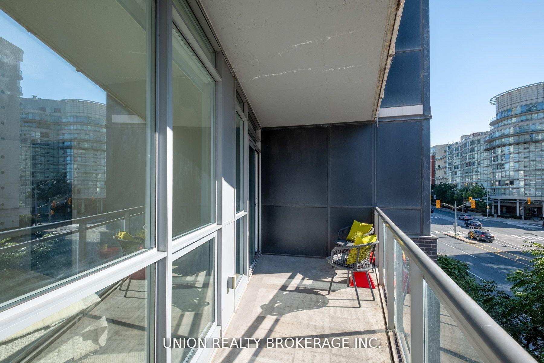 38 Dan Leckie Way Suite 318