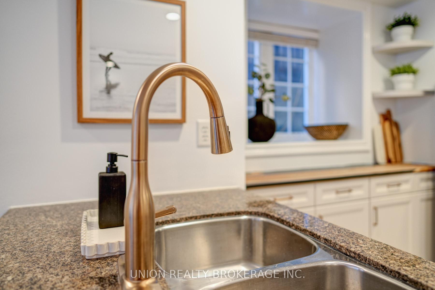 539 Jarvis Street Suite M1