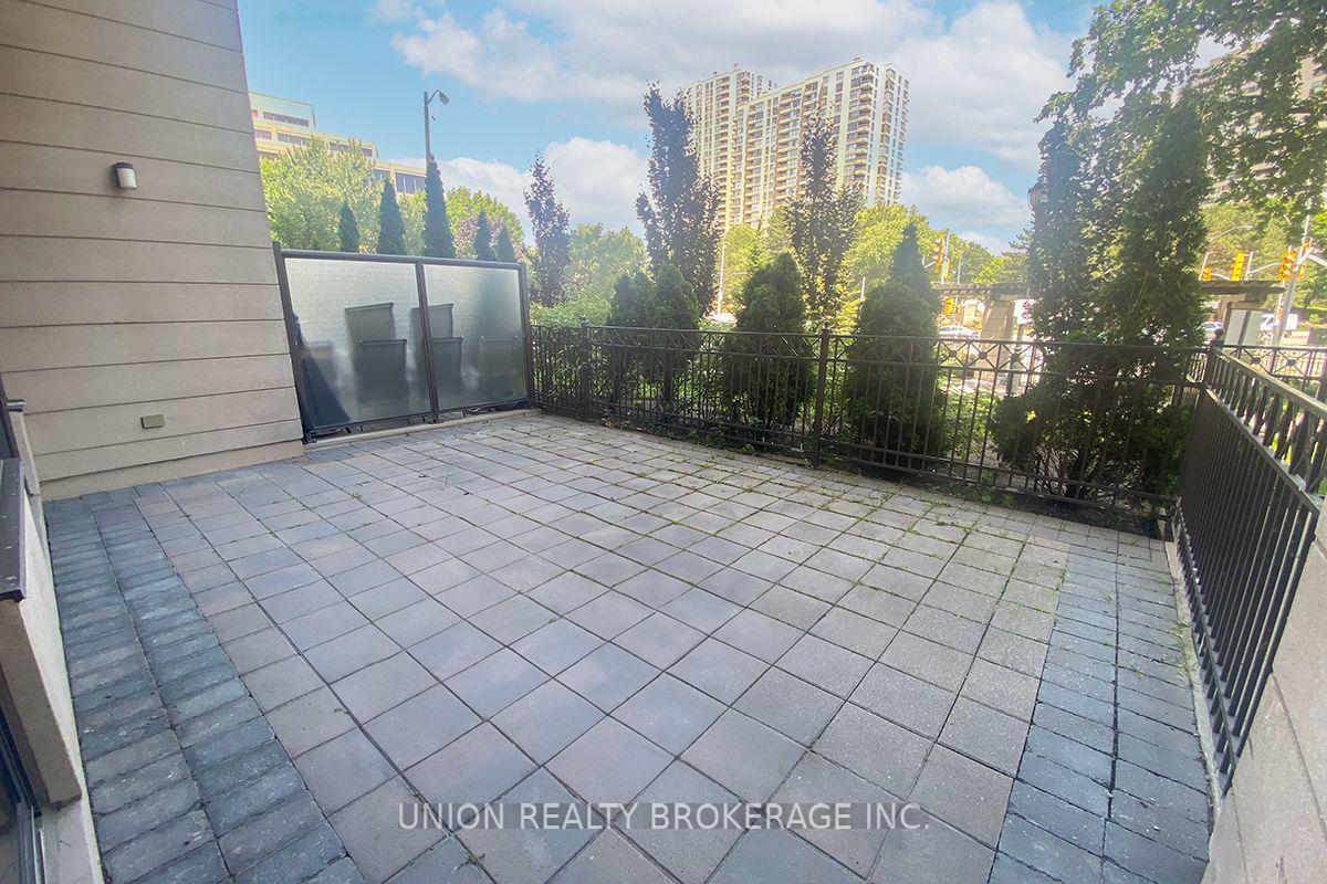 133 Wynford Drive 105