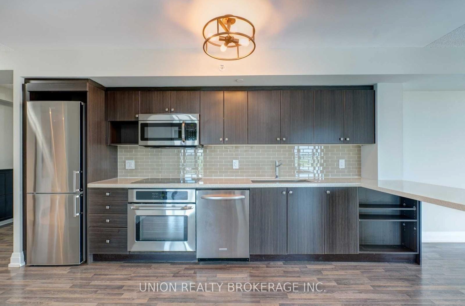 555 Wilson Avenue E1202