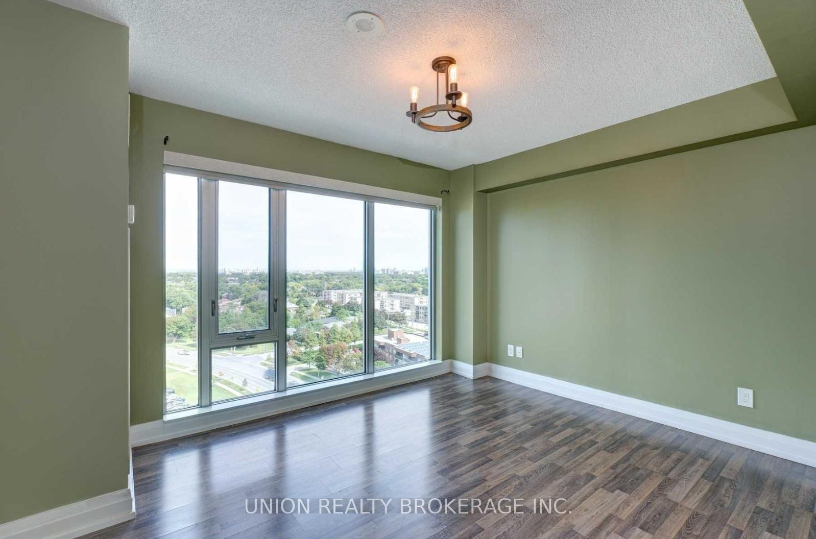 555 Wilson Avenue E1202