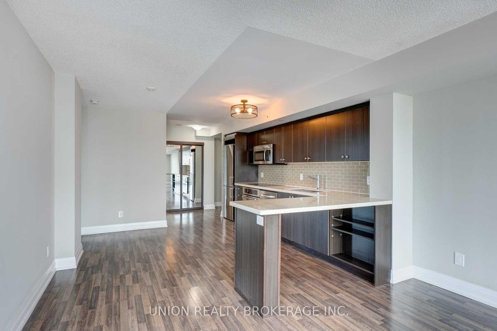 555 Wilson Avenue E1202