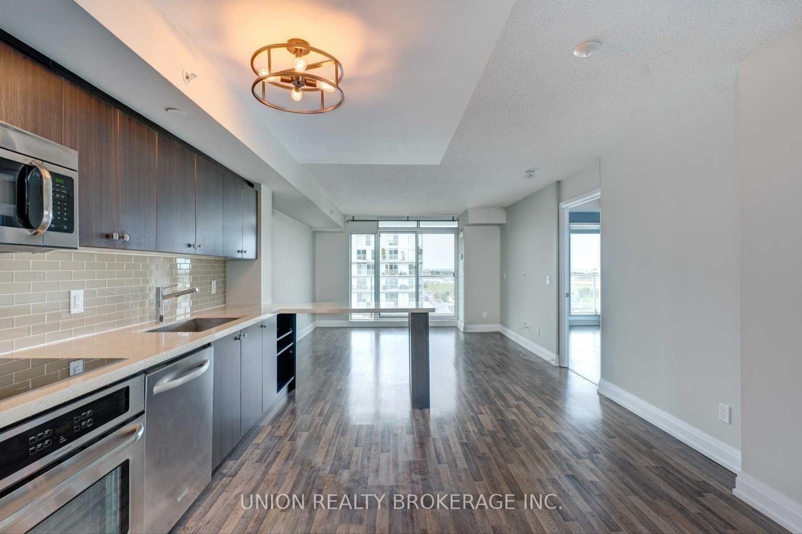 555 Wilson Avenue E1202