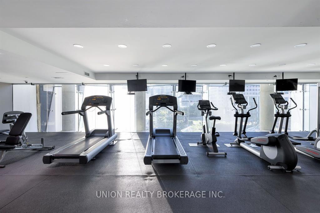 224 King Street W 1505, Toronto C01 Unit: 1505