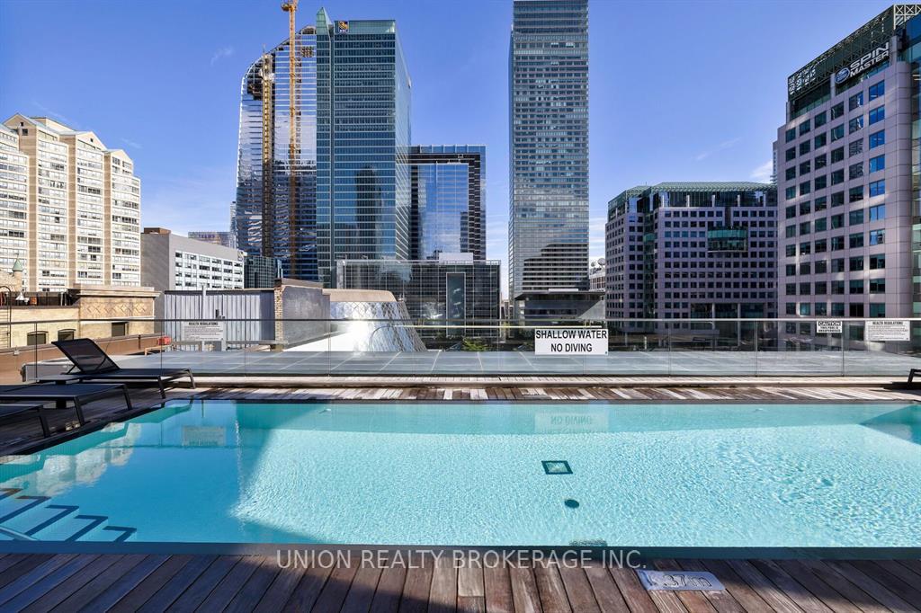 224 King Street W 1505, Toronto C01 Unit: 1505