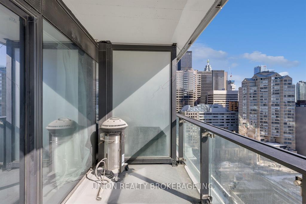 224 King Street W 1505, Toronto C01 Unit: 1505