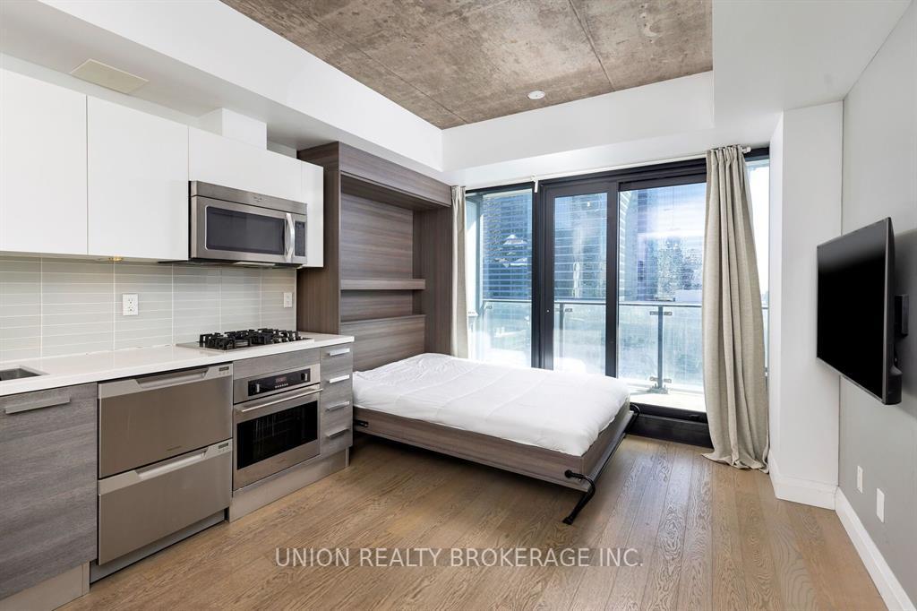 224 King Street W 1505, Toronto C01 Unit: 1505
