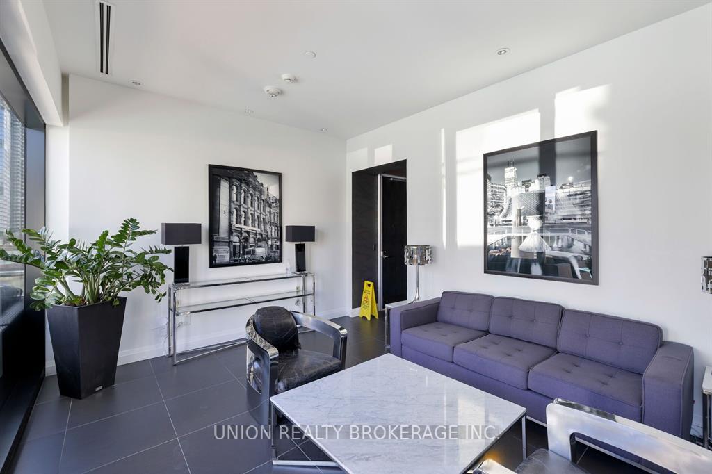 224 King Street W 1505, Toronto C01 Unit: 1505