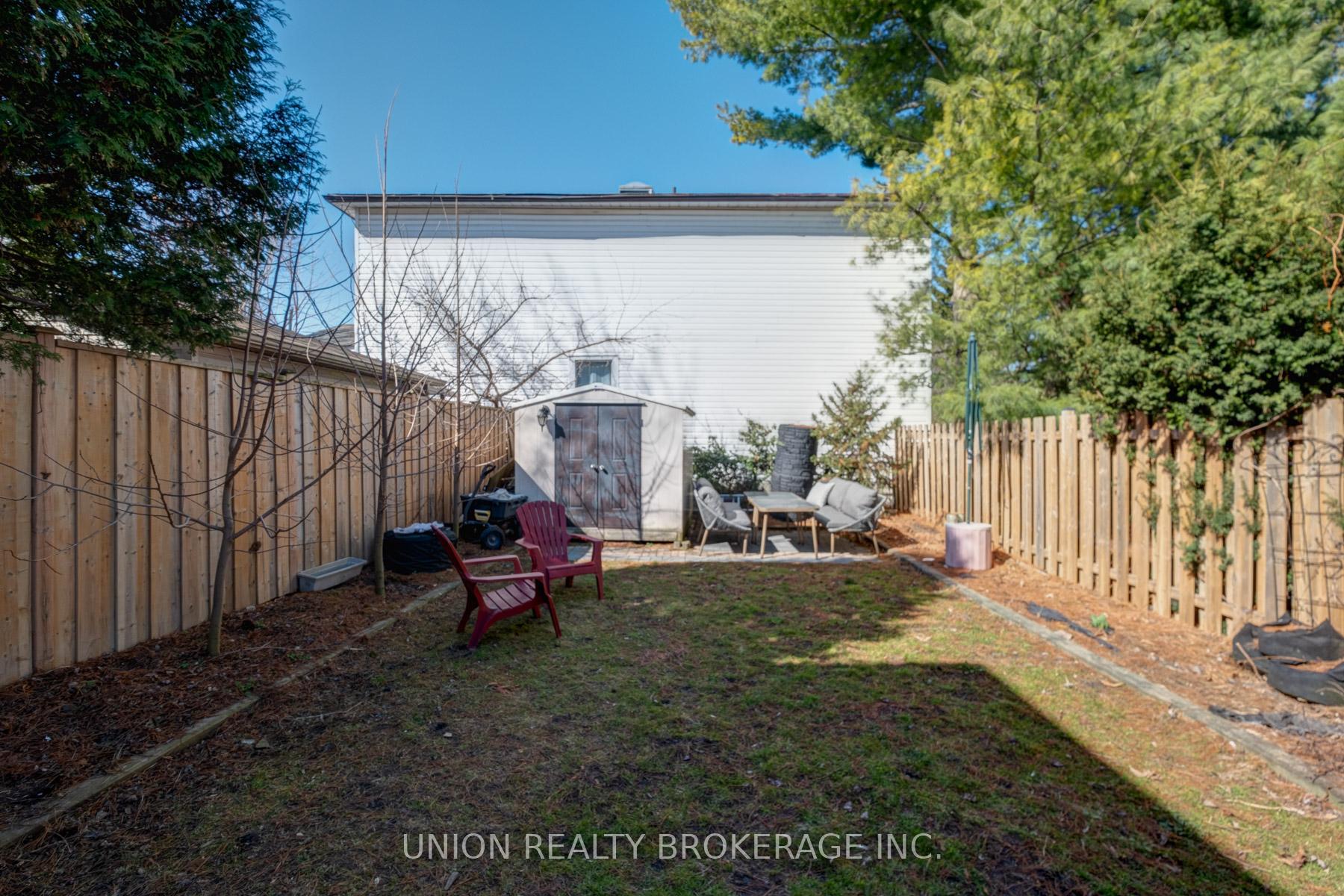 158 Chisholm Avenue, Toronto