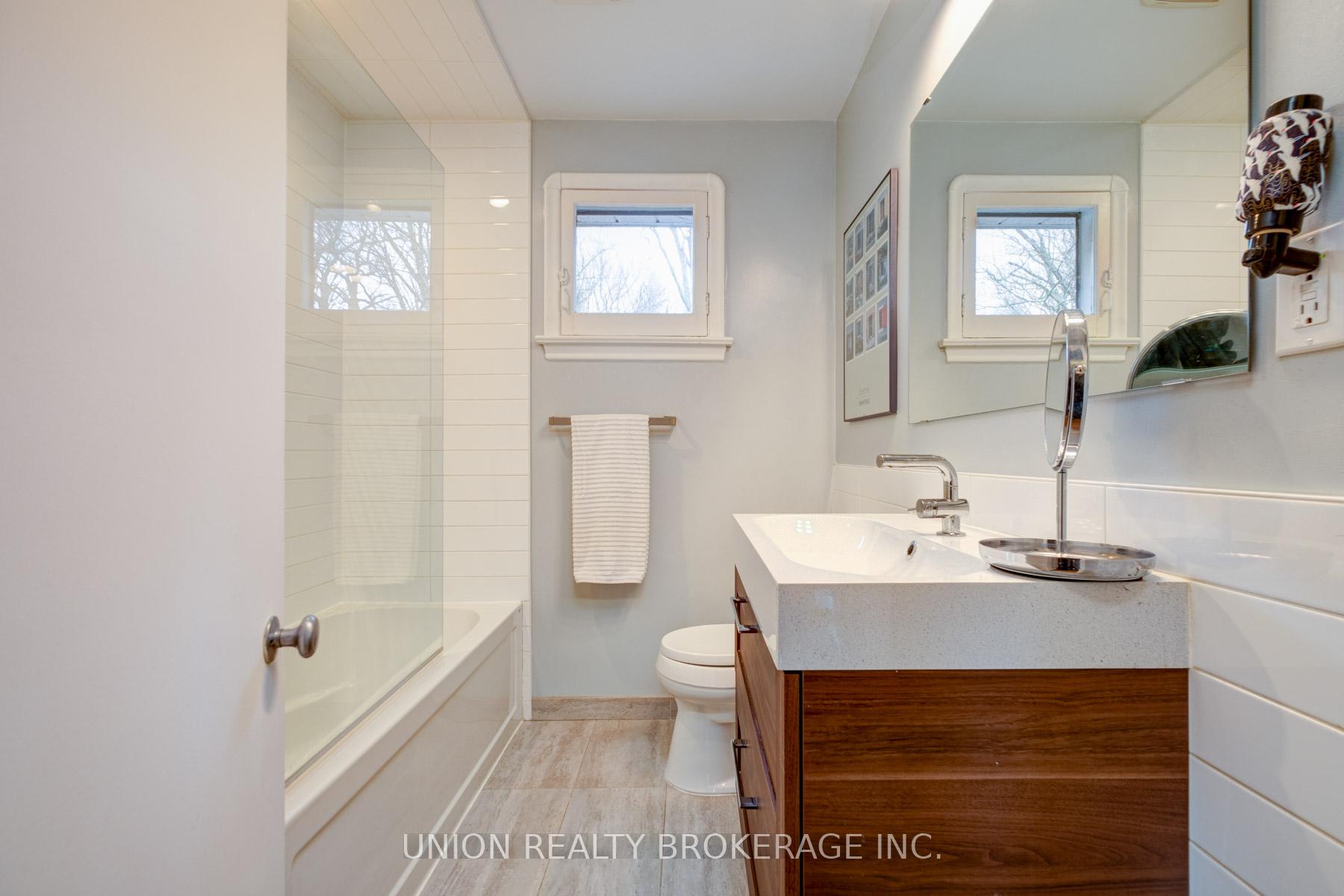 73 Cliffcrest Drive, Toronto