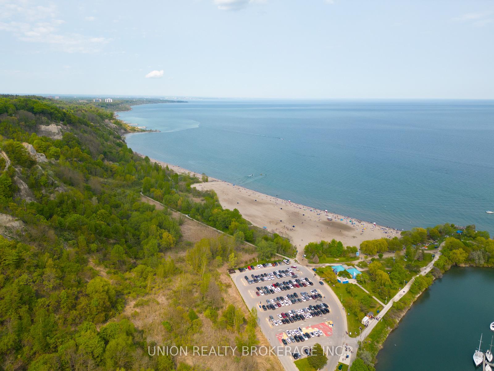 73 Cliffcrest Drive, Toronto