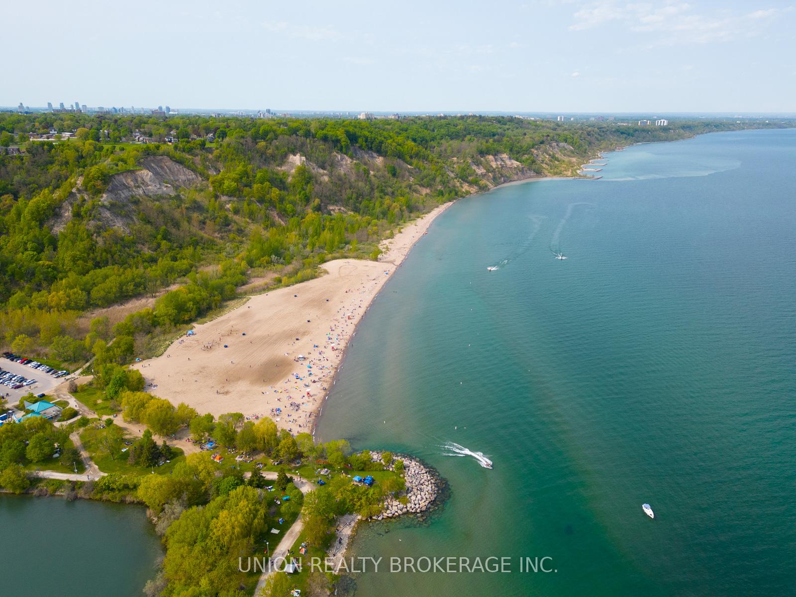 73 Cliffcrest Drive, Toronto