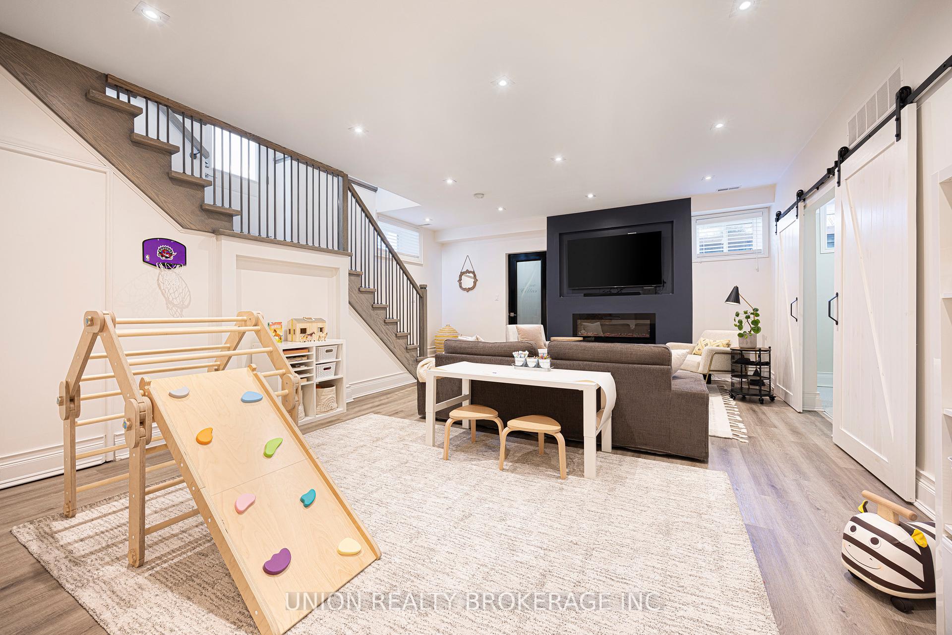 47 Eastville Avenue, Toronto