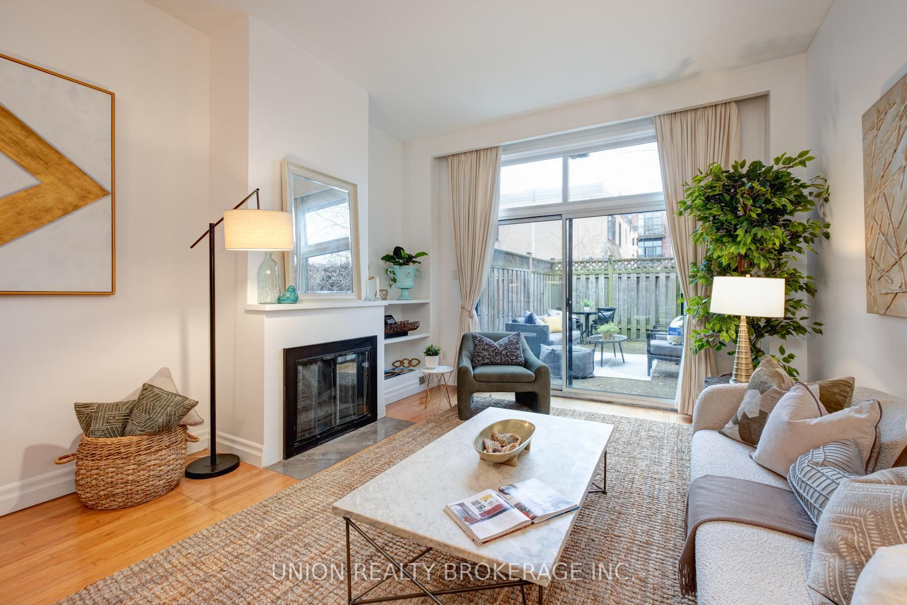#9 - 90 Kippendavie Avenue