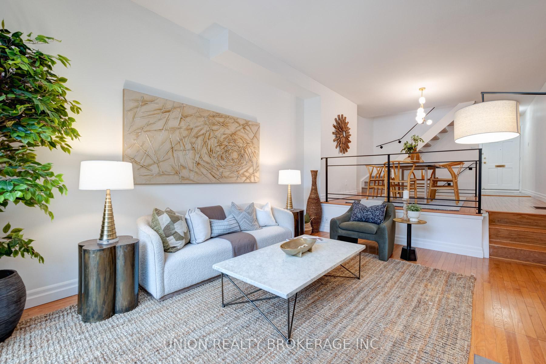 #9 - 90 Kippendavie Avenue