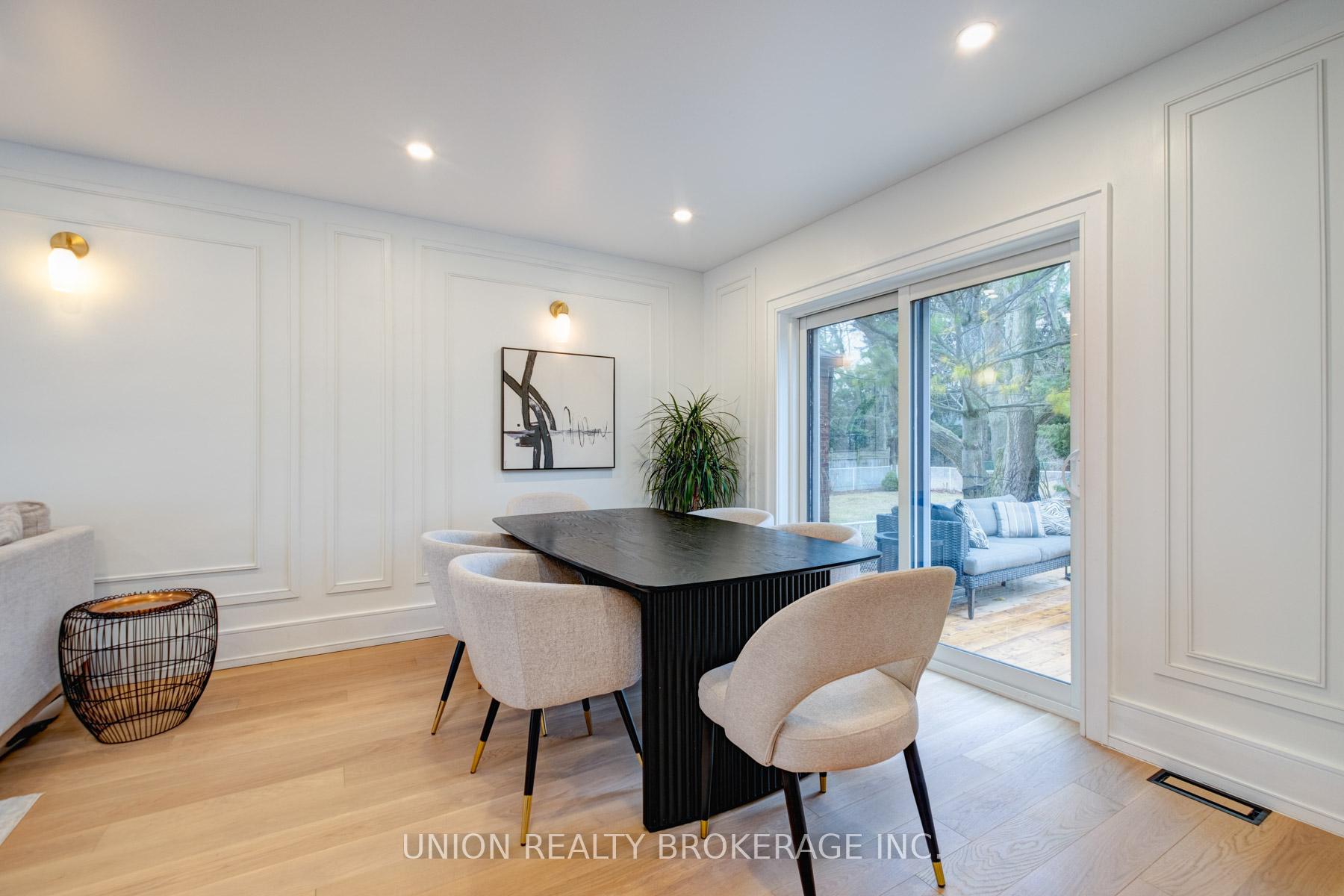 22 Cliffcrest Drive