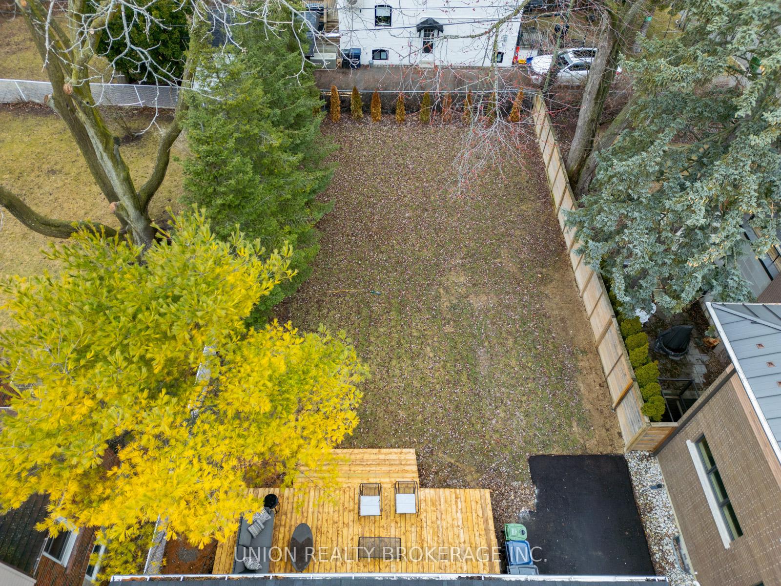 22 Cliffcrest Drive