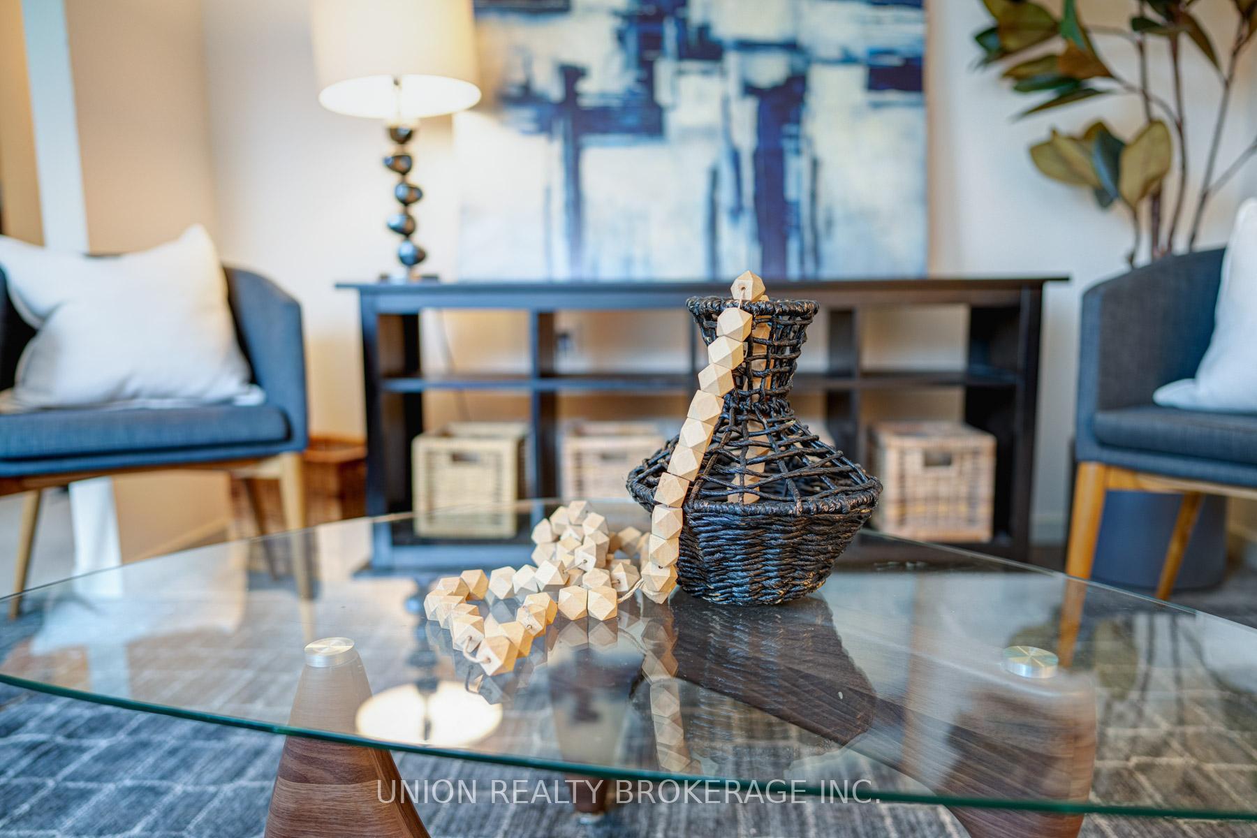 54 Oakridge Drive, Toronto