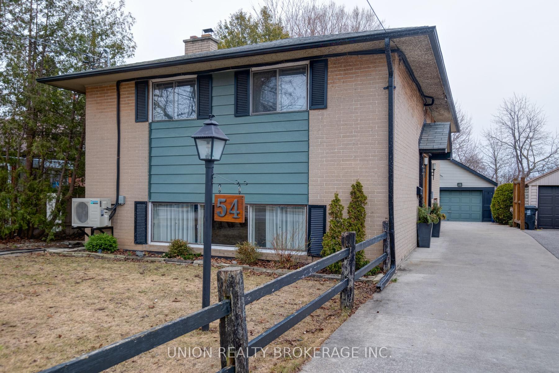54 Oakridge Drive, Toronto