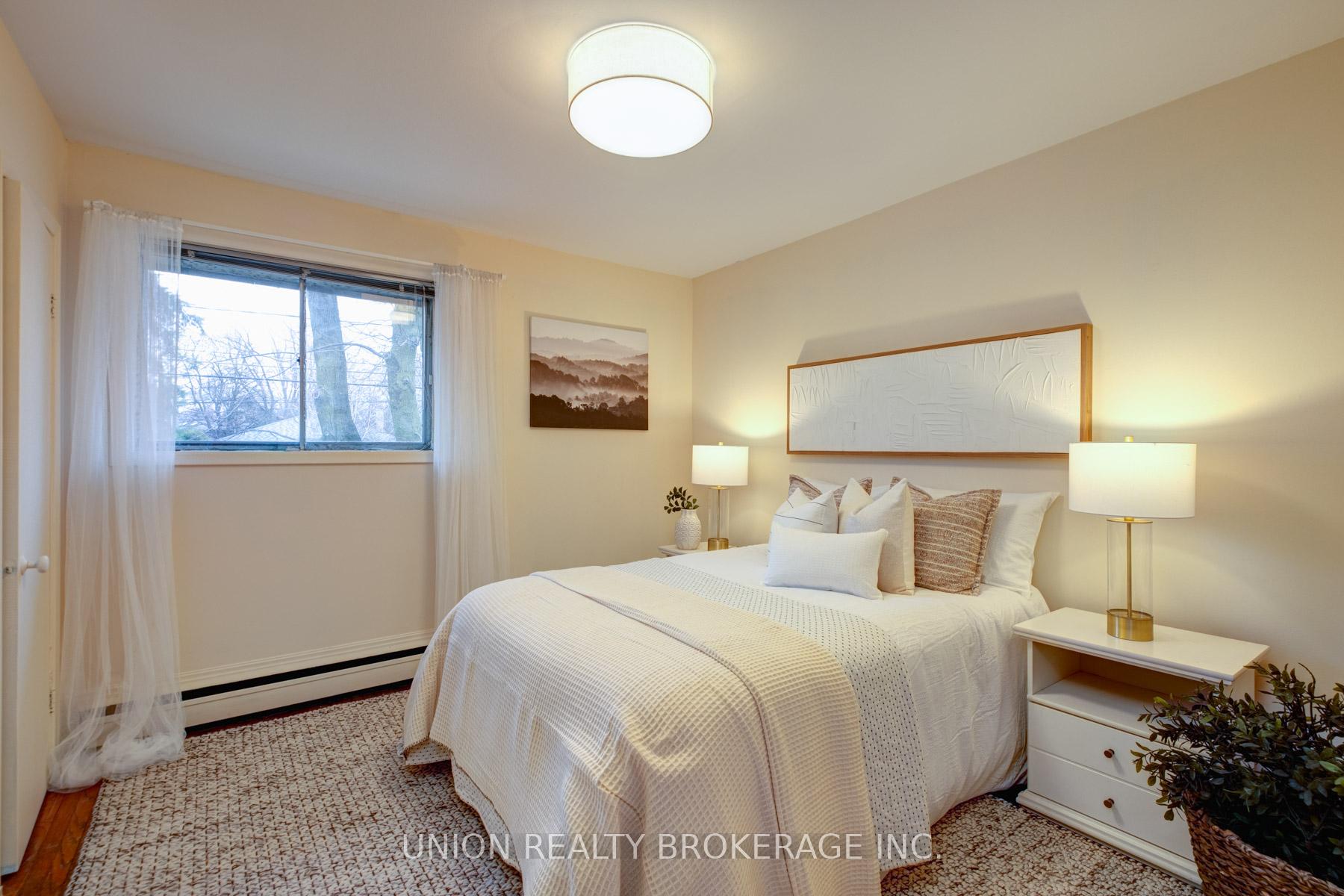 54 Oakridge Drive, Toronto