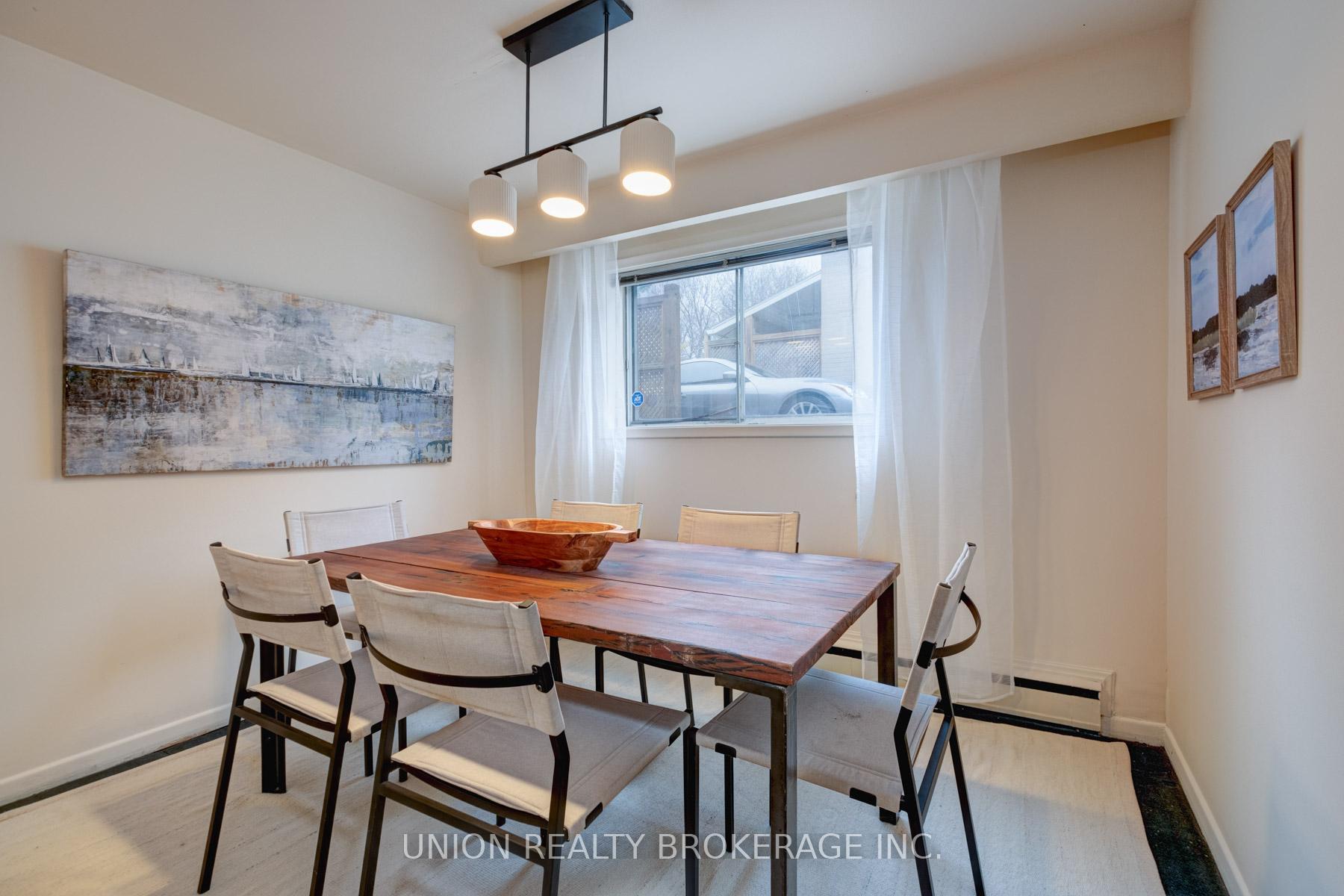 54 Oakridge Drive, Toronto