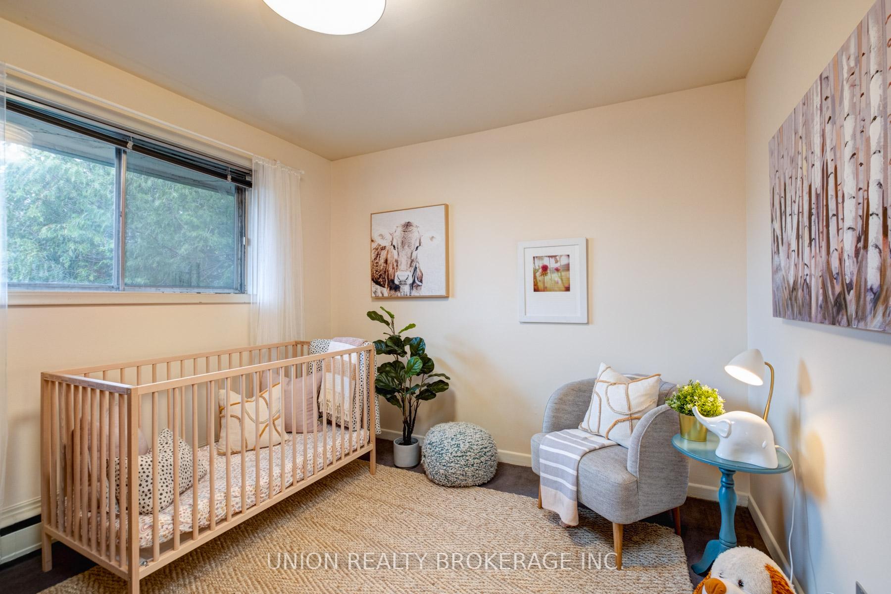 54 Oakridge Drive, Toronto