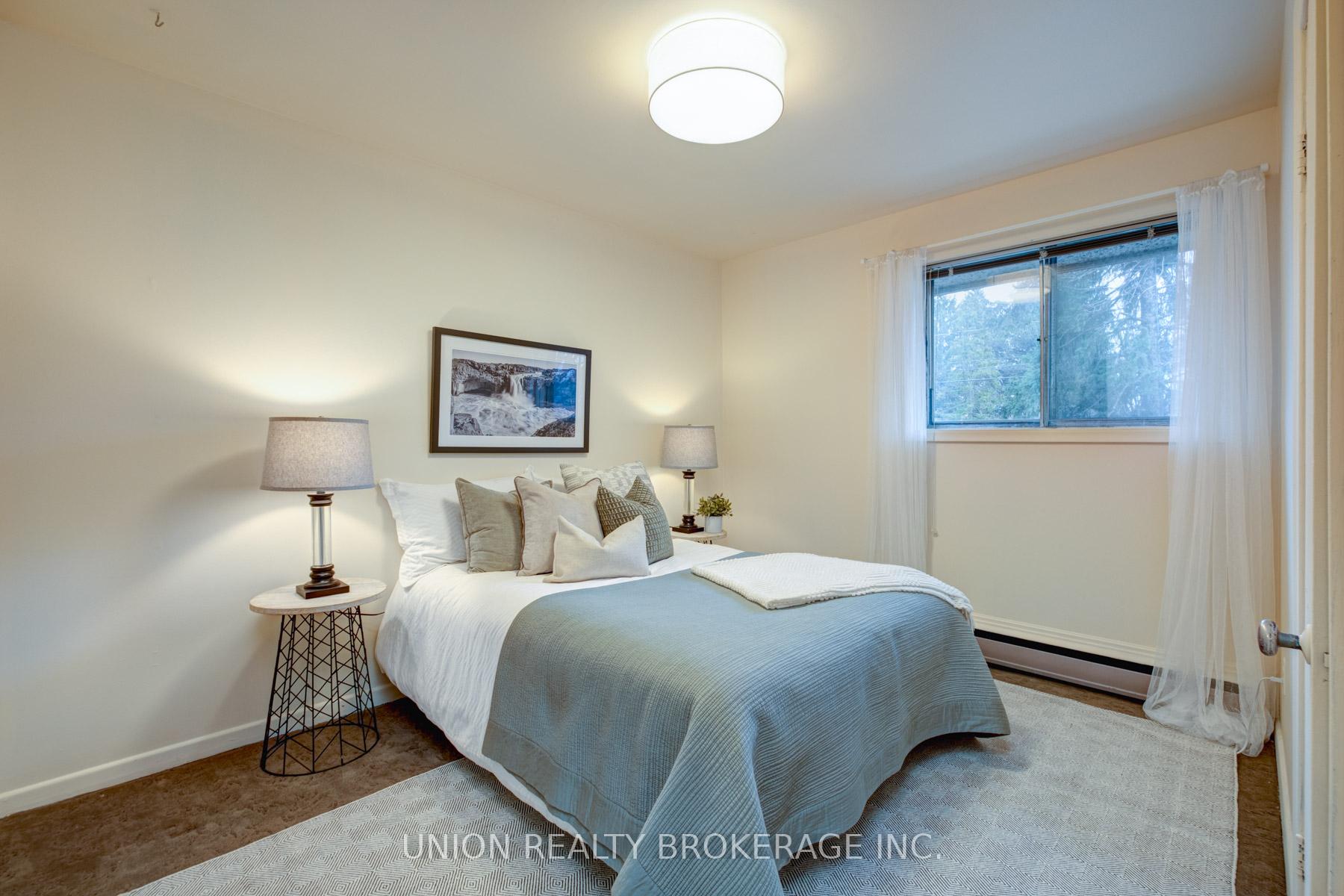54 Oakridge Drive, Toronto