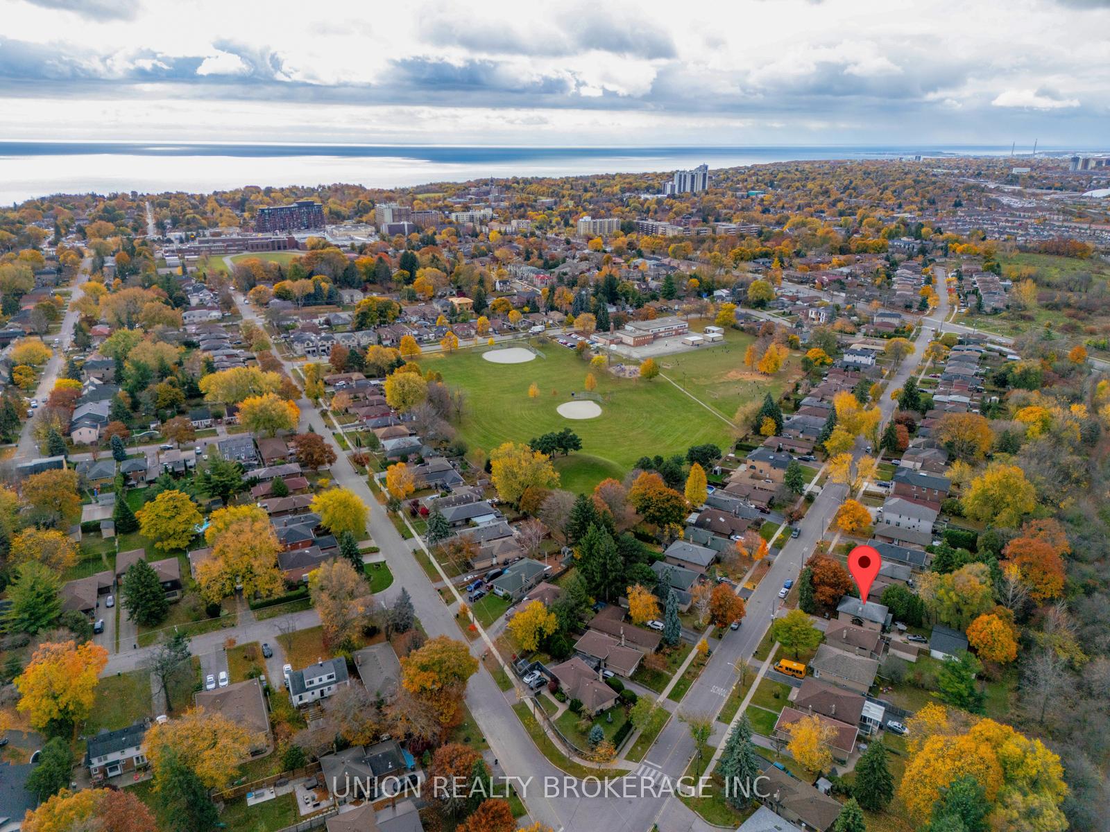 54 Oakridge Drive, Toronto