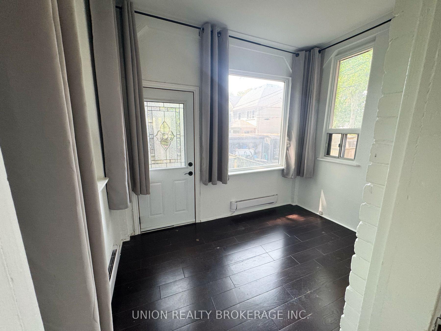 #Main - 2471 Queen Street