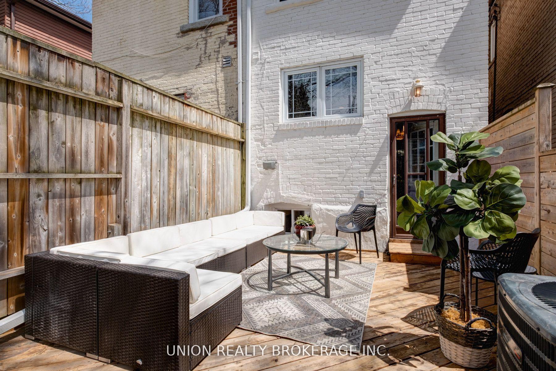 146 Beech Avenue, Toronto