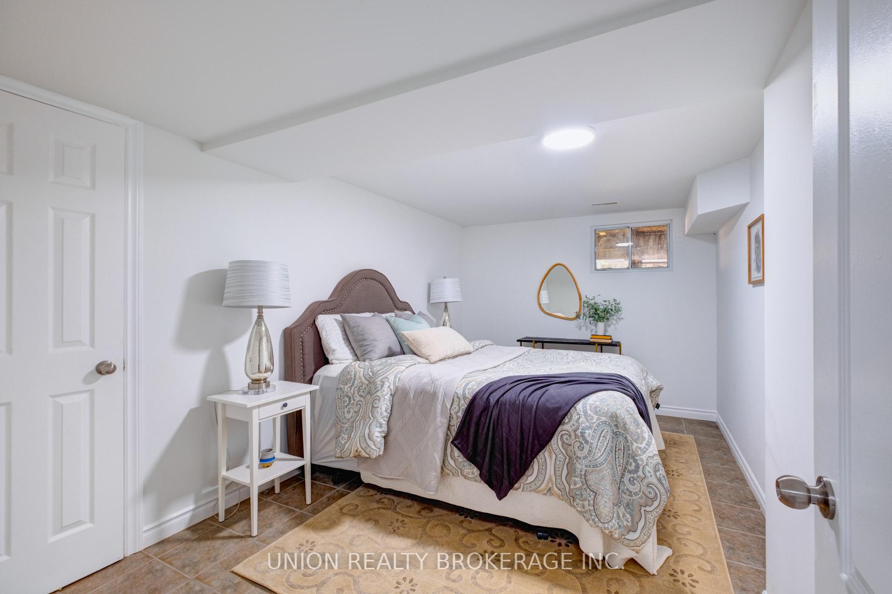 533 Victoria Park Avenue, Toronto