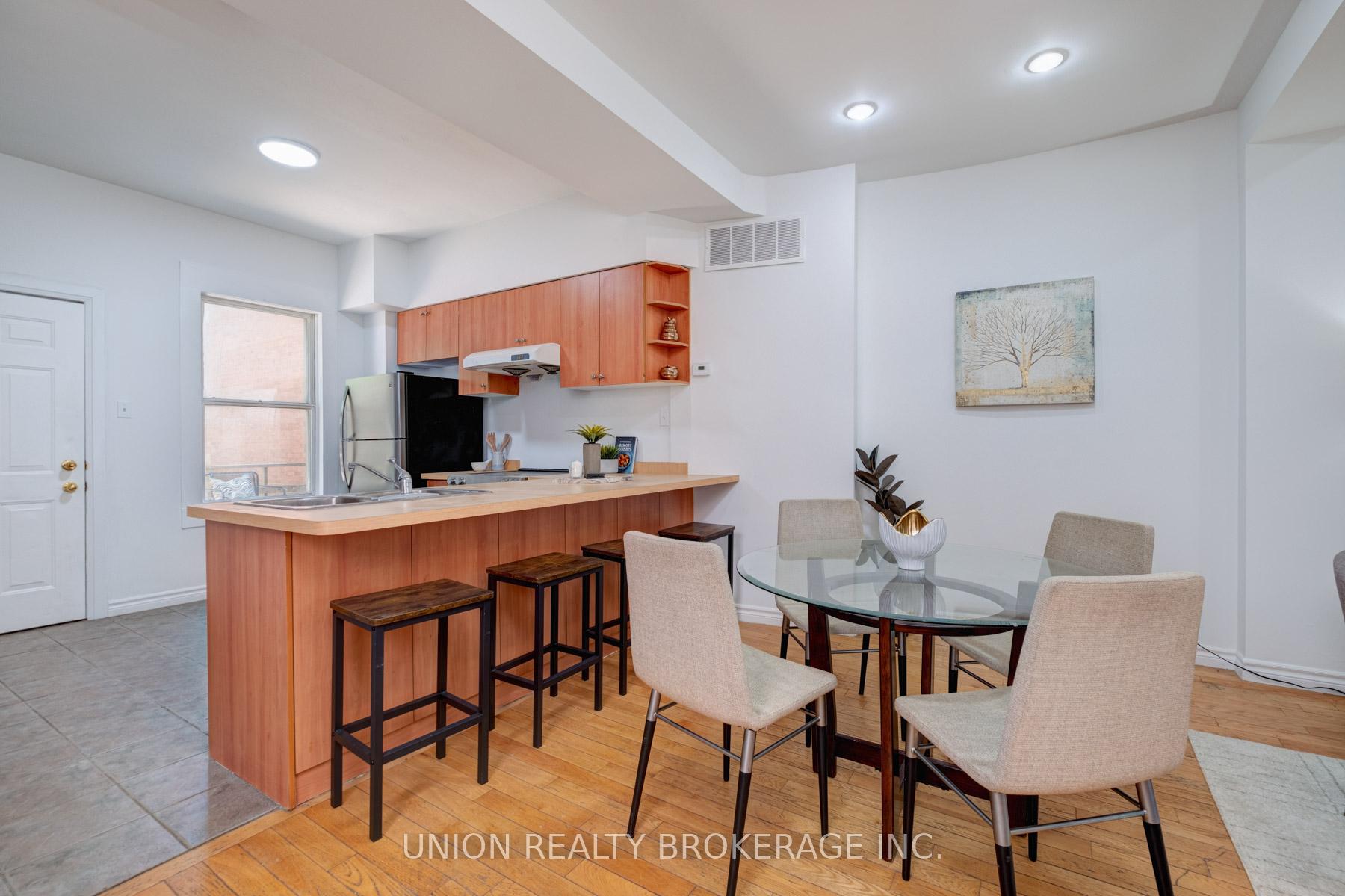 533 Victoria Park Avenue, Toronto
