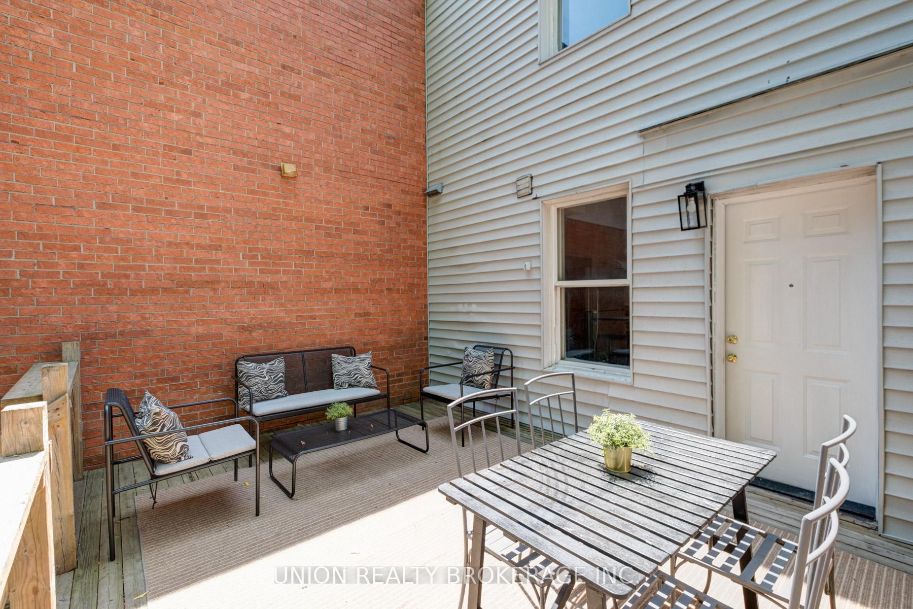 533 Victoria Park Avenue, Toronto