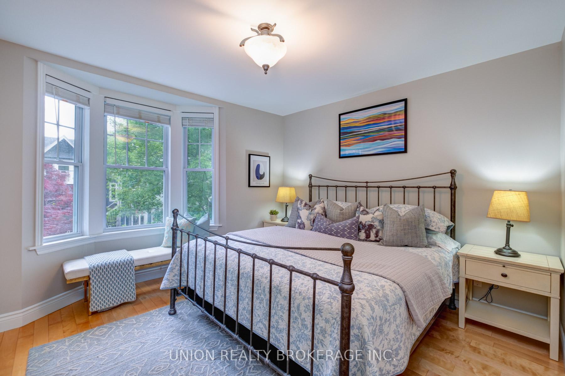 180 Bellefair Avenue, Toronto