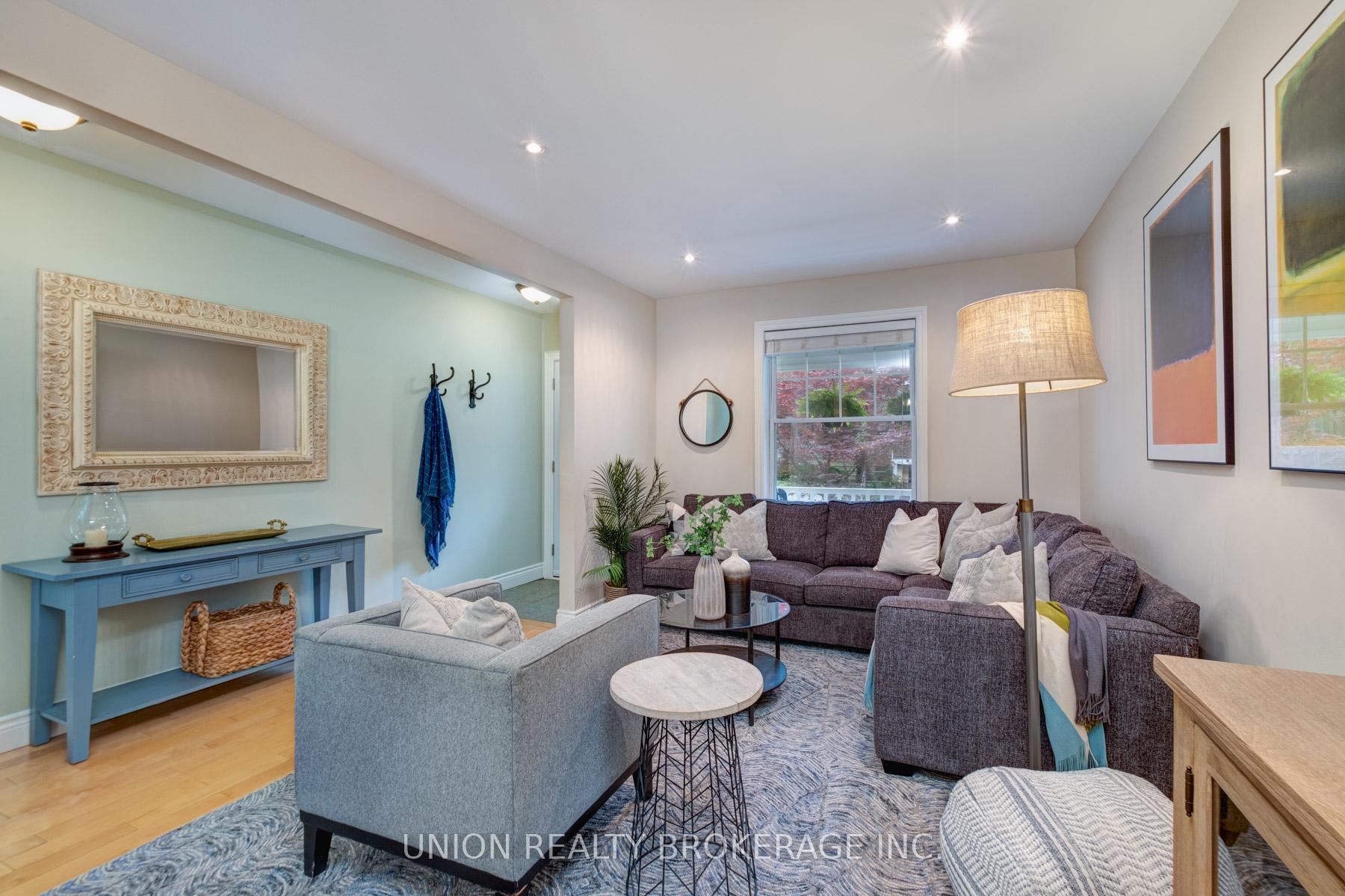 180 Bellefair Avenue, Toronto