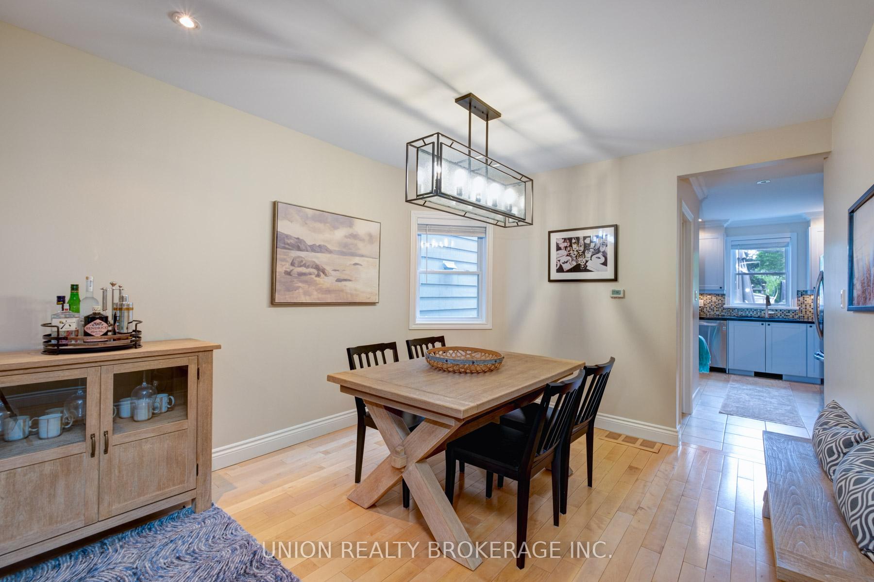 180 Bellefair Avenue, Toronto